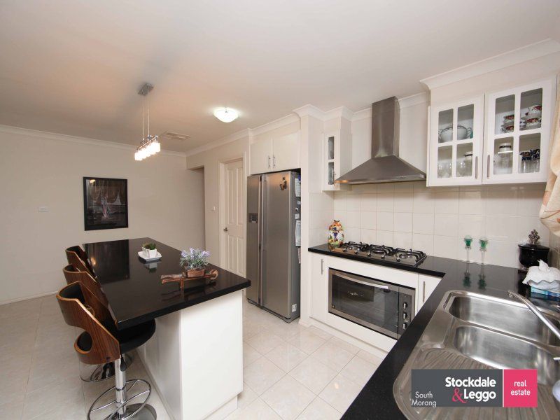 16 Tuross Crescent SOUTH MORANG, South Morang - Thumbnail 7