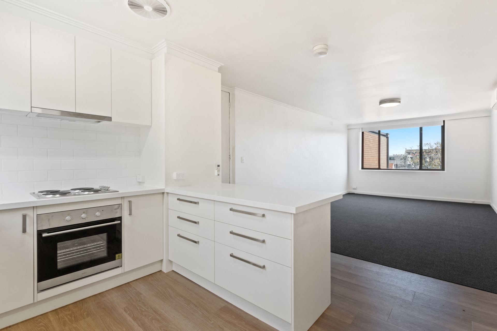 Newly Renovated Apartment In Prime Location