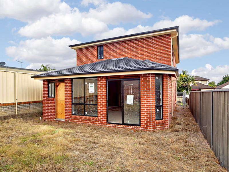 Real Estate For Sale 6 Chamberlain Road Bexley , NSW