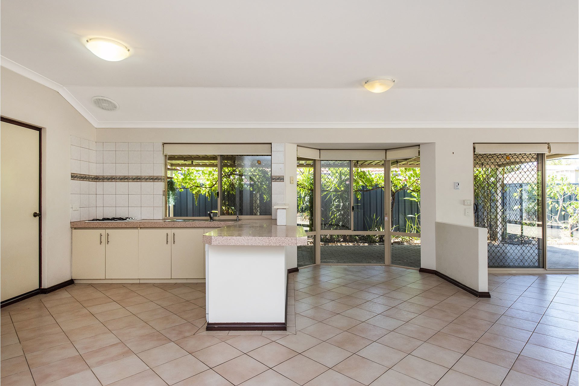 Real Estate For Lease 34 Grey Street Bayswater , WA