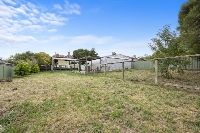 616 Nicholson Street, Black Hill, Black Hill - Thumbnail 2