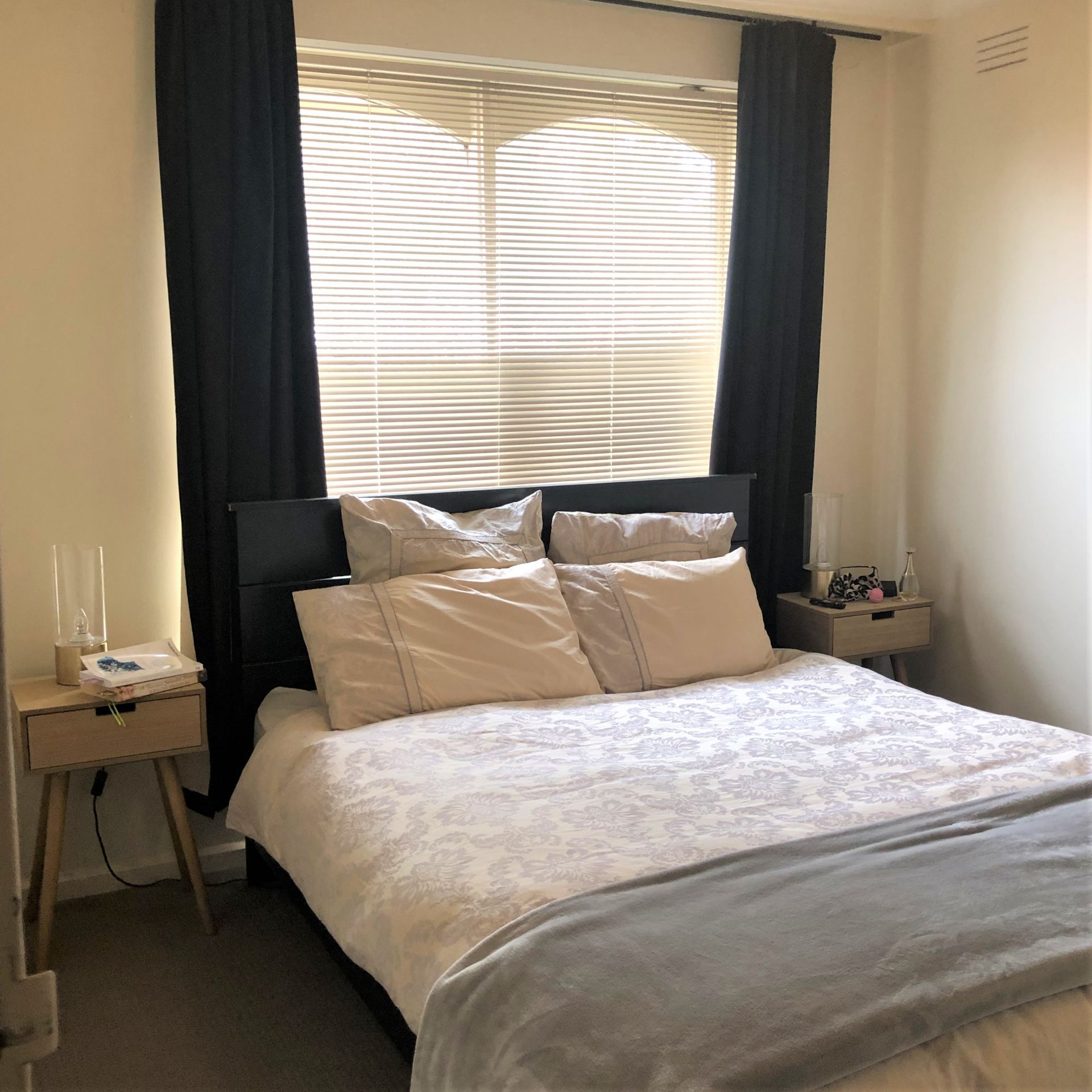 Conveniently Located & Bright!