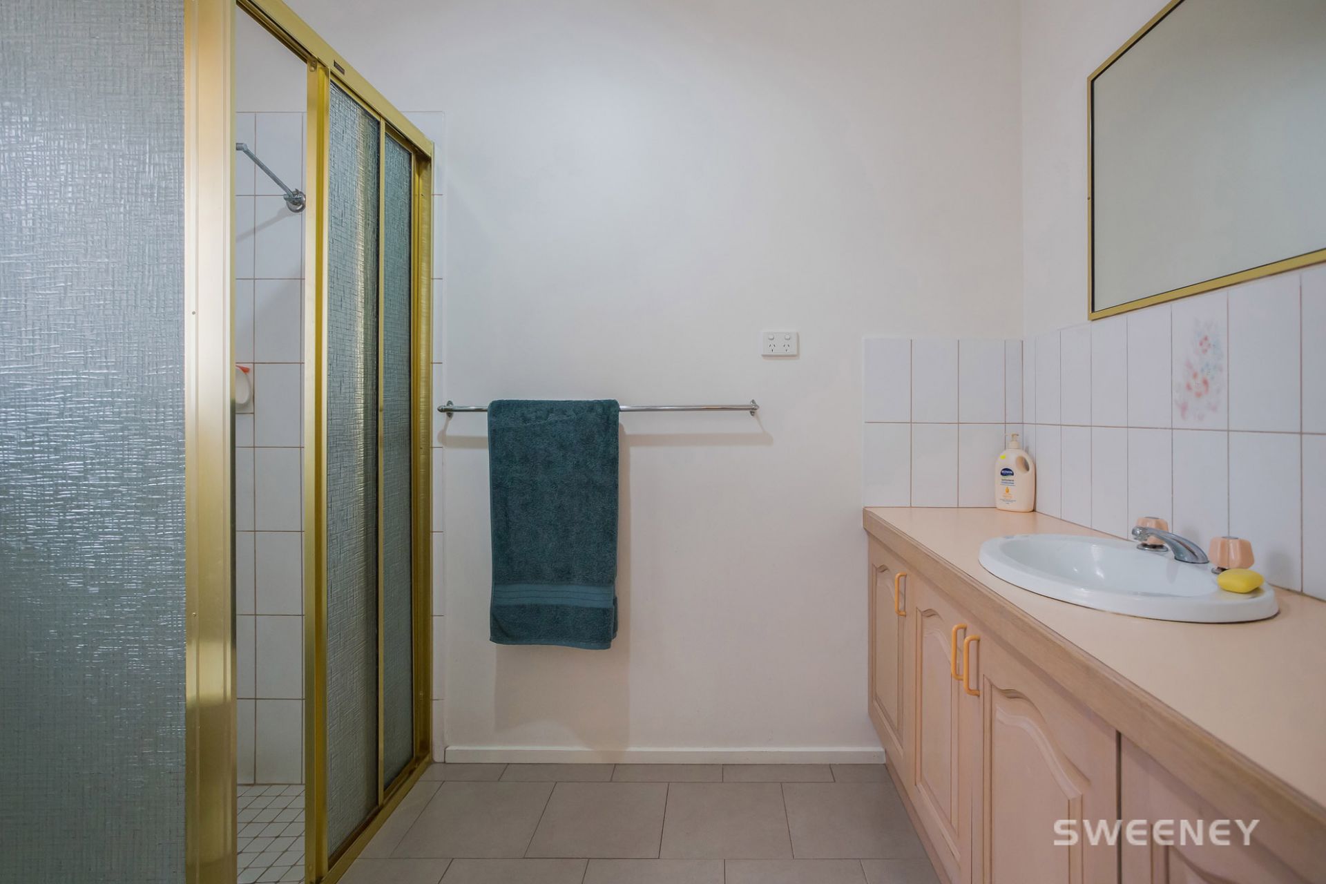 17 Tatman Drive, Altona Meadows - Thumbnail 8