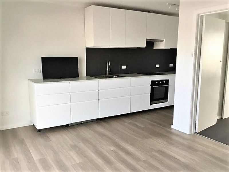 8/25 Spencer Street, Northcote