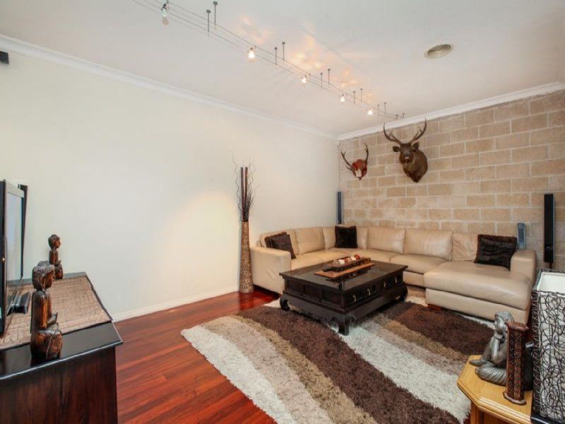37 Leila Street, Deer Park - Thumbnail 5