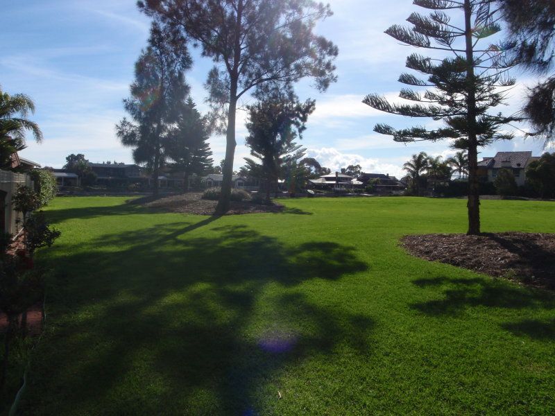 12/83 Lochside Drive West Lakes 5021
