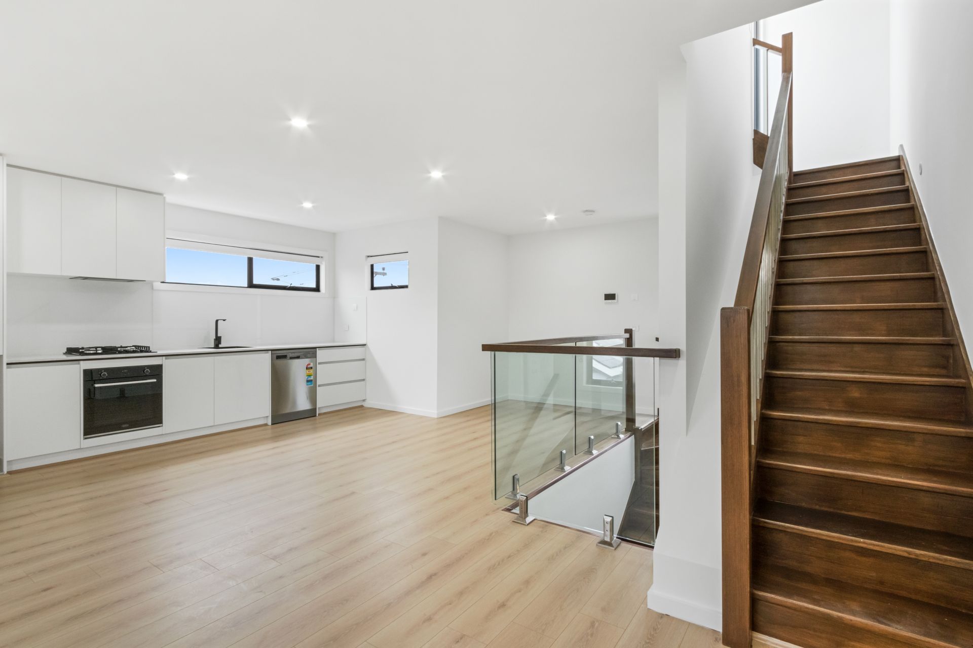 Brand New Luxury 2-Bedroom Apartment in Vibrant Northcote