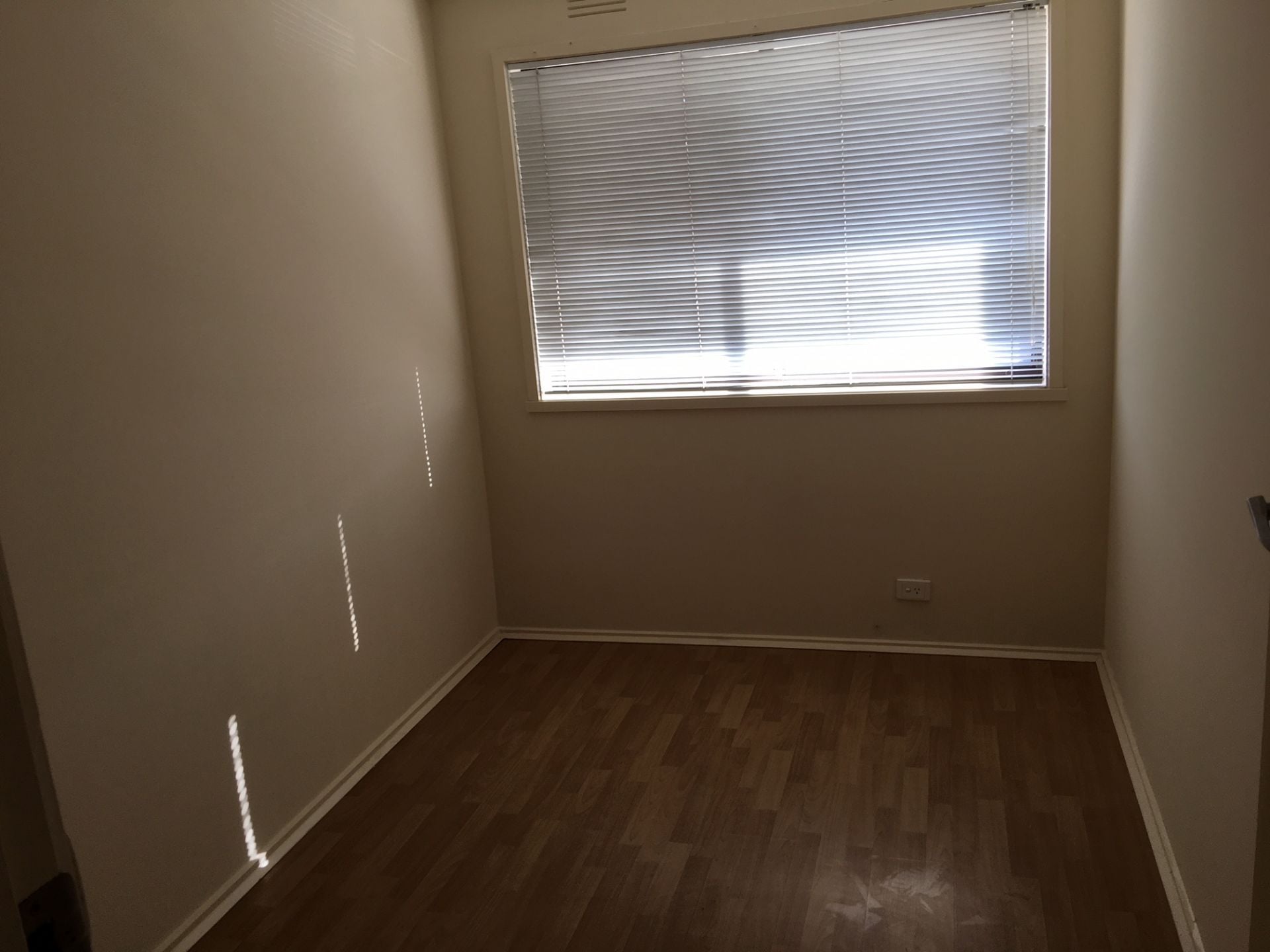 NEAR NEW UNIT