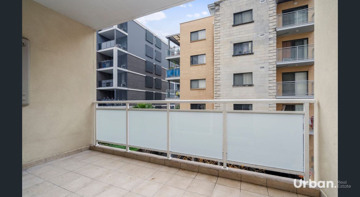 Warwick Farm 11/41-43 Lachlan Street