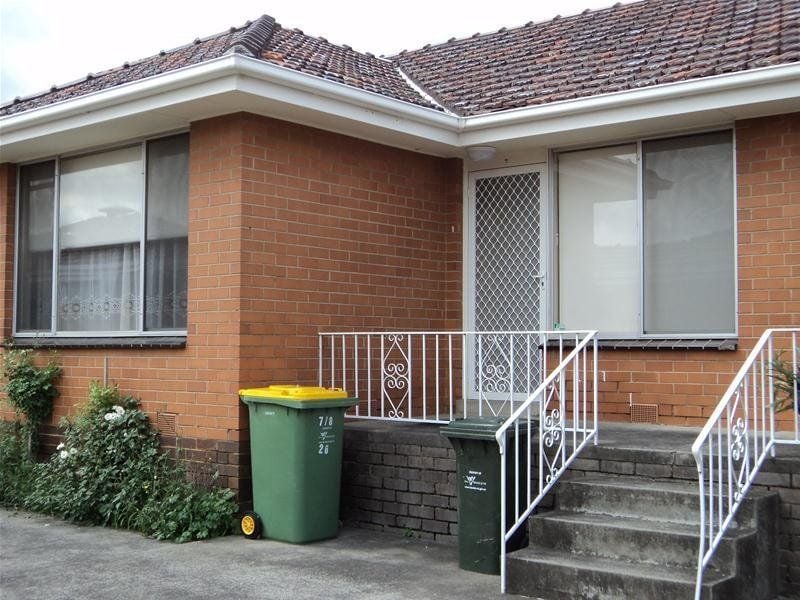 Neat & Tidy Unit in Top Location!