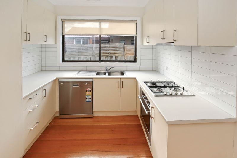 12 McEwan Road, Heidelberg Heights