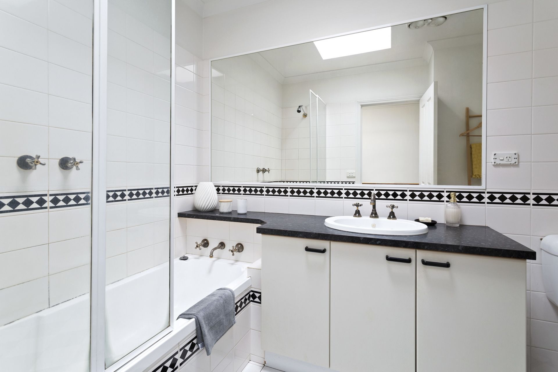 77 Palmer Street, Collingwood - Thumbnail 5