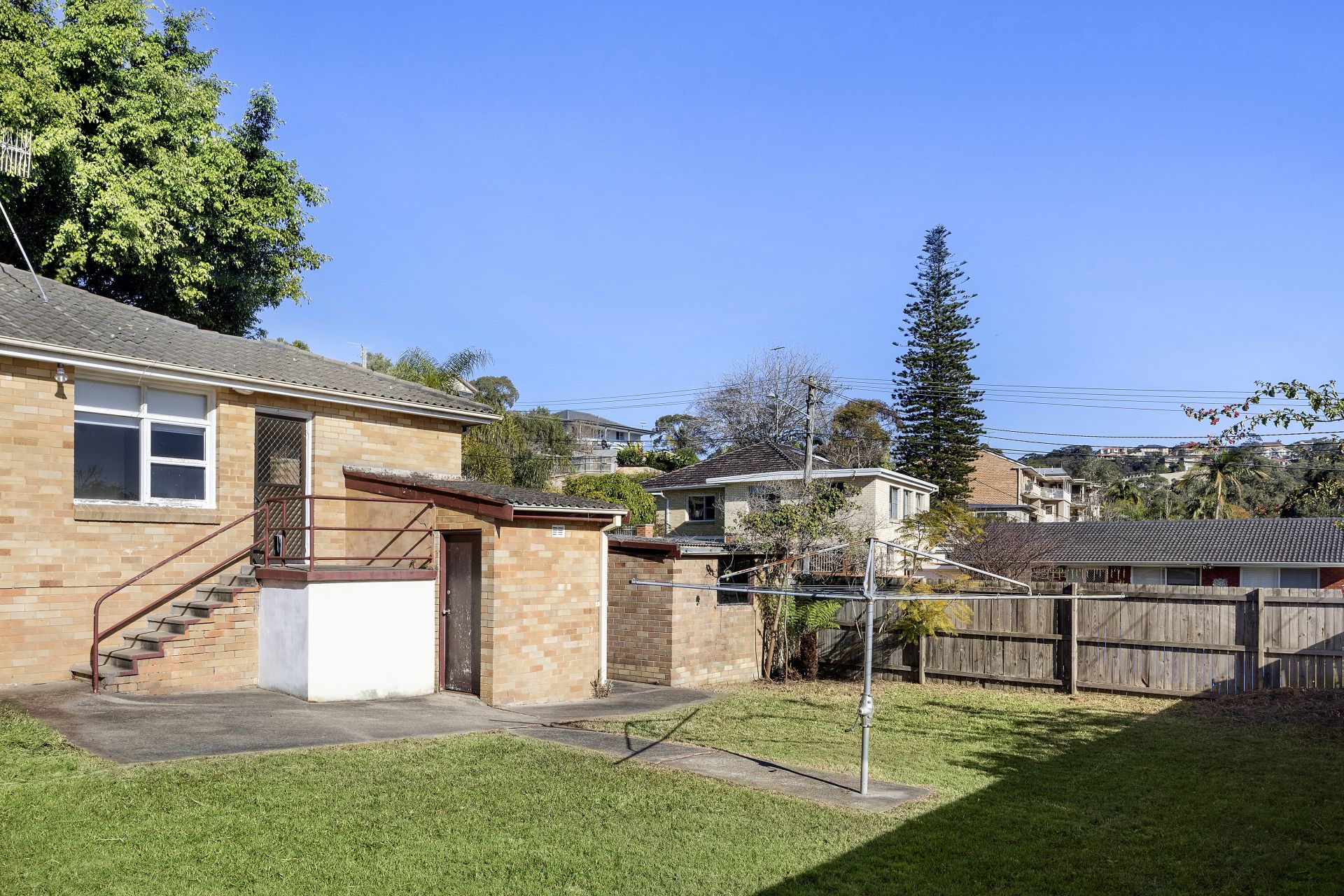 Real Estate For Sale 144 Parr Parade Narraweena , NSW