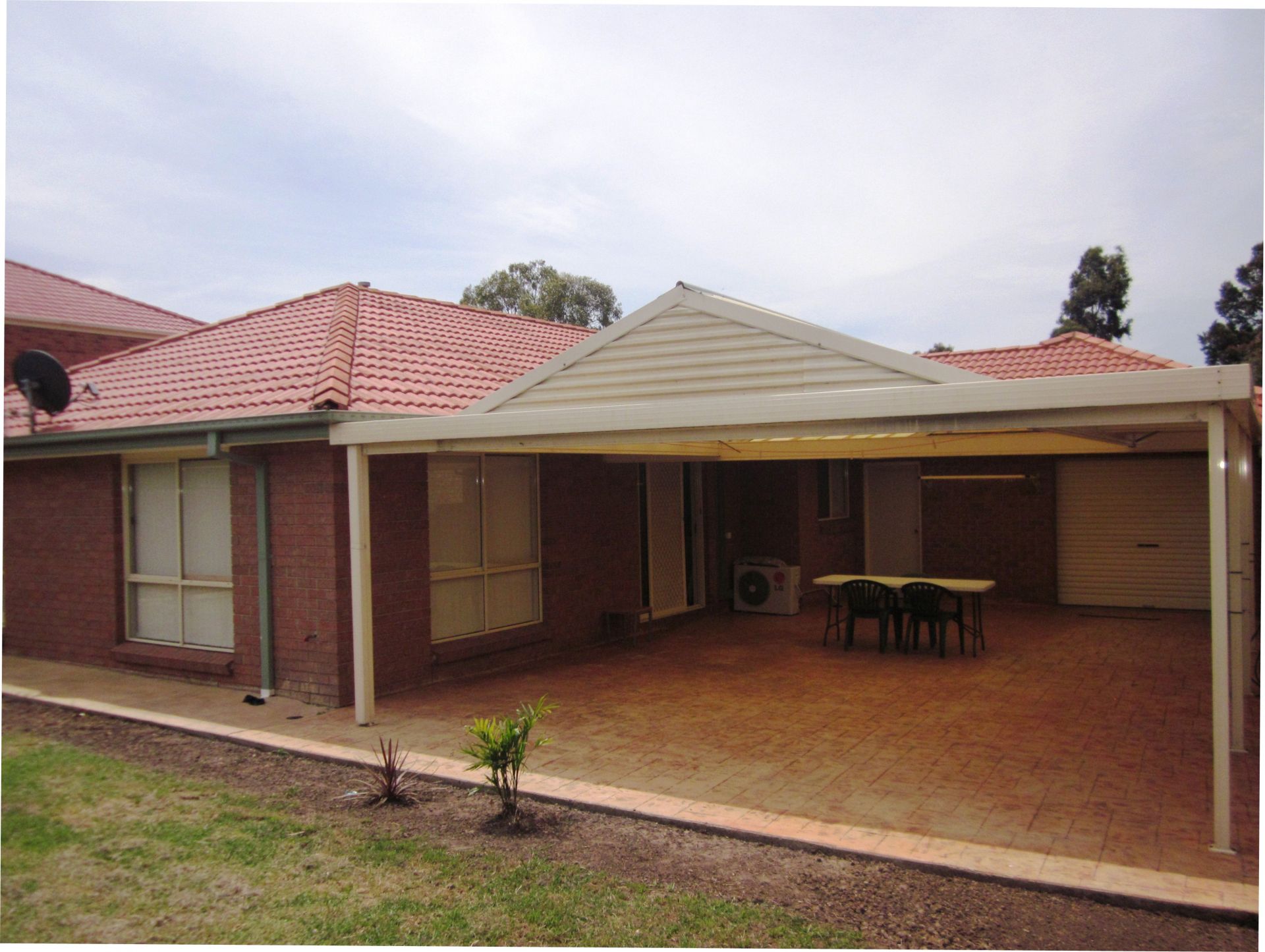 SPACIOUS HOME, PEACEFUL COURT LOCATION  *Insp Tue 17th Oct @ 5:00pm*