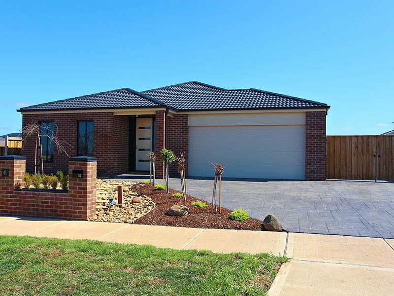 14 Freelands Drive, Burnside Heights - Thumbnail 2