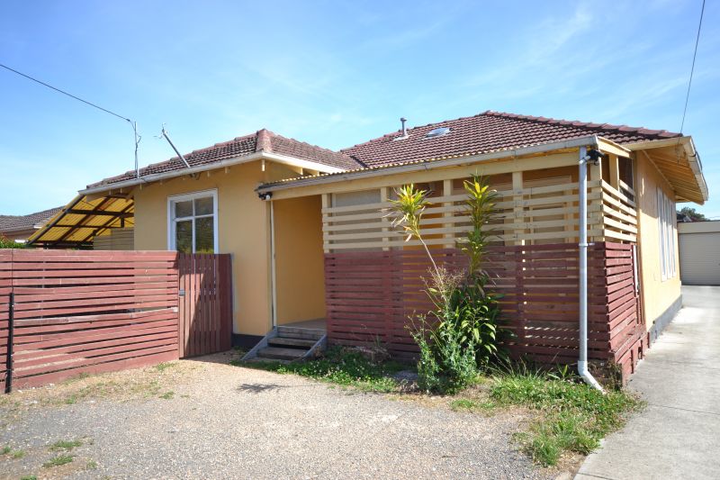 18 Oak Street, Preston