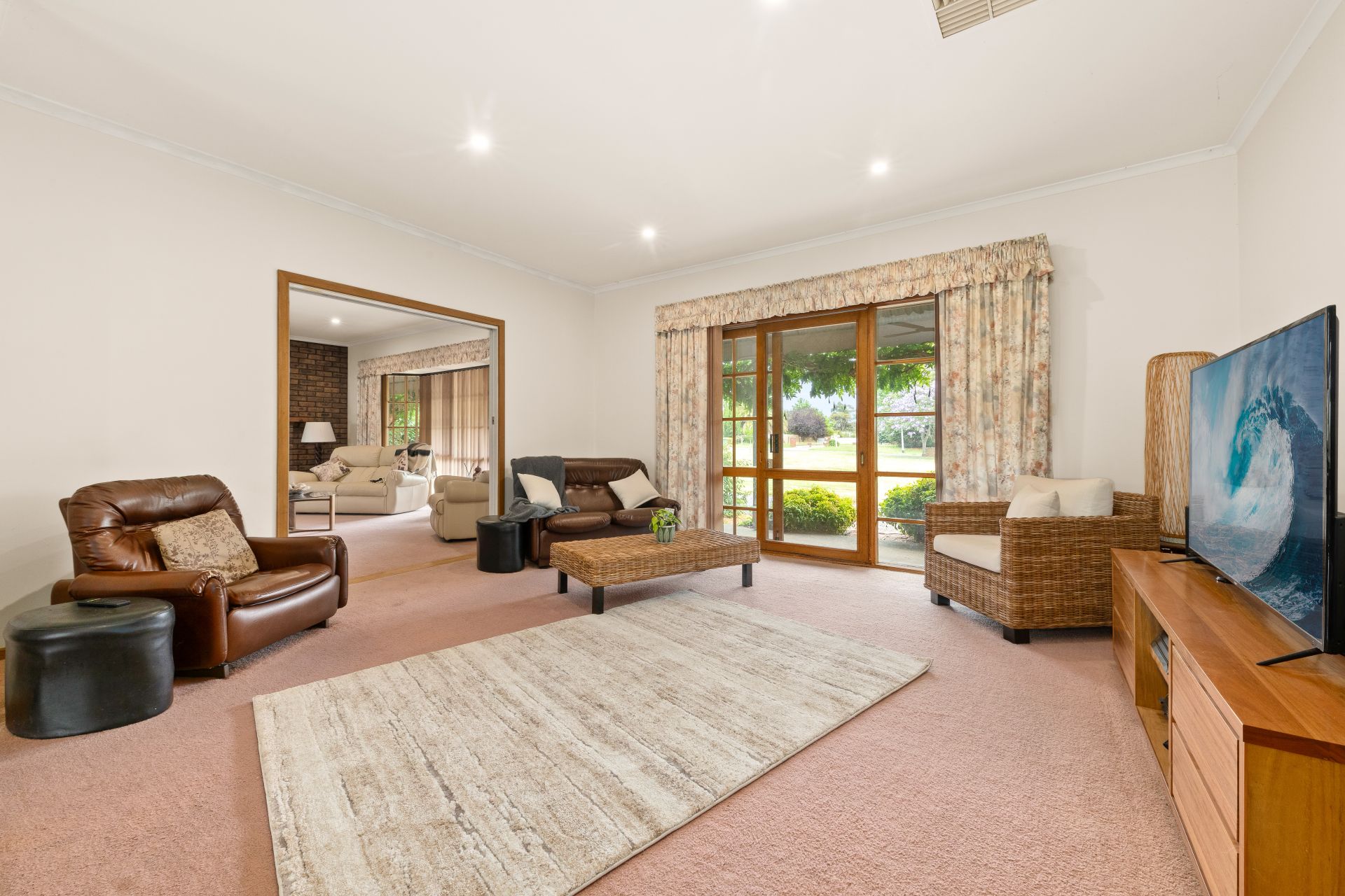 47 Halcyon Way, Narre Warren South OBrien Real Estate