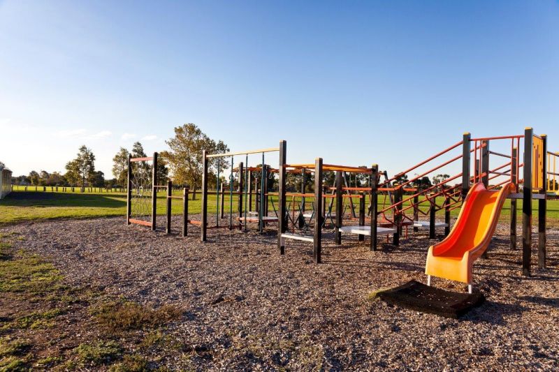 67 Henry Drive, ALTONA MEADOWS Sweeney Estate Agents