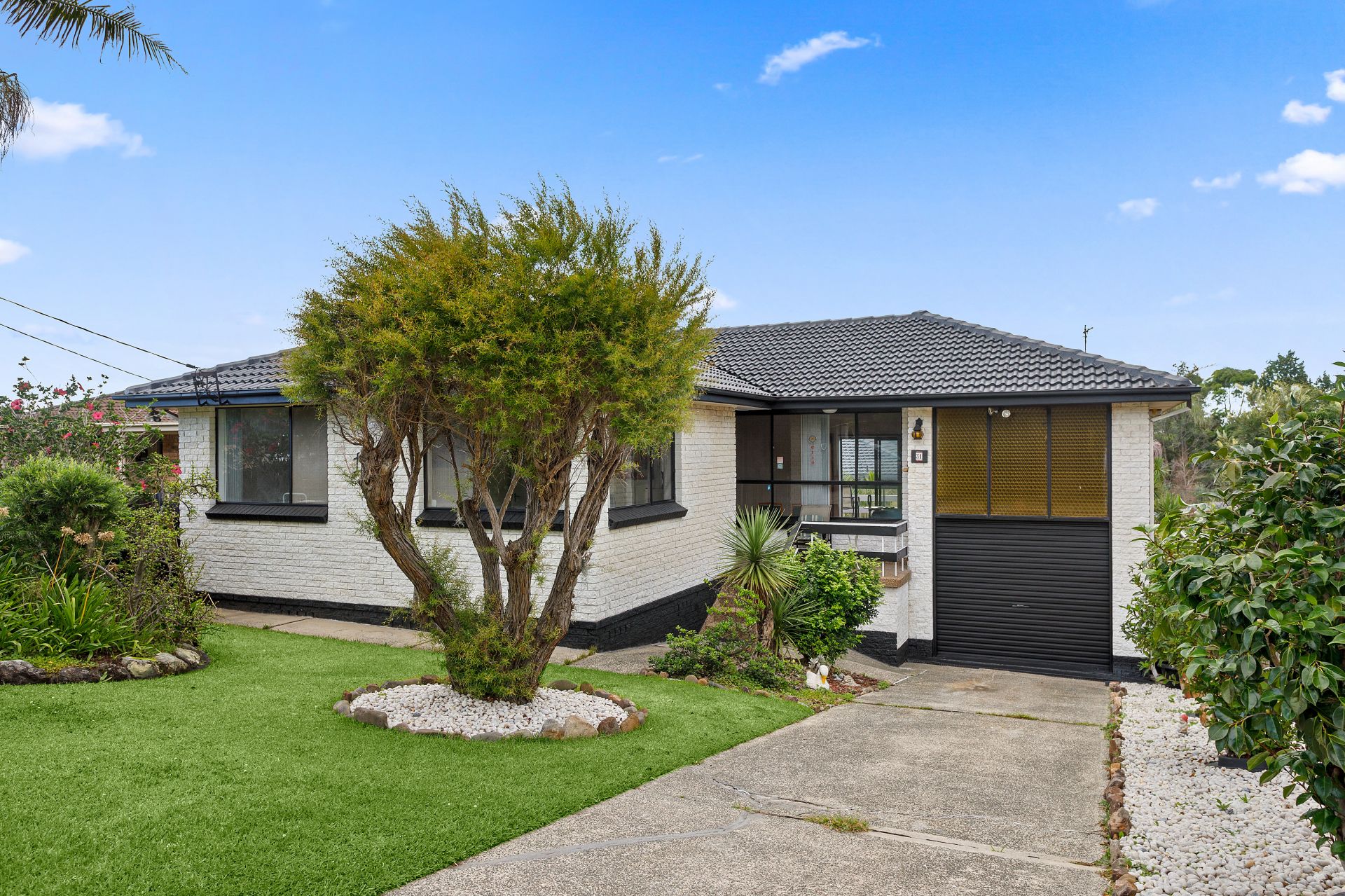 Real Estate For Sale 31 Girvan Crescent Corrimal , NSW