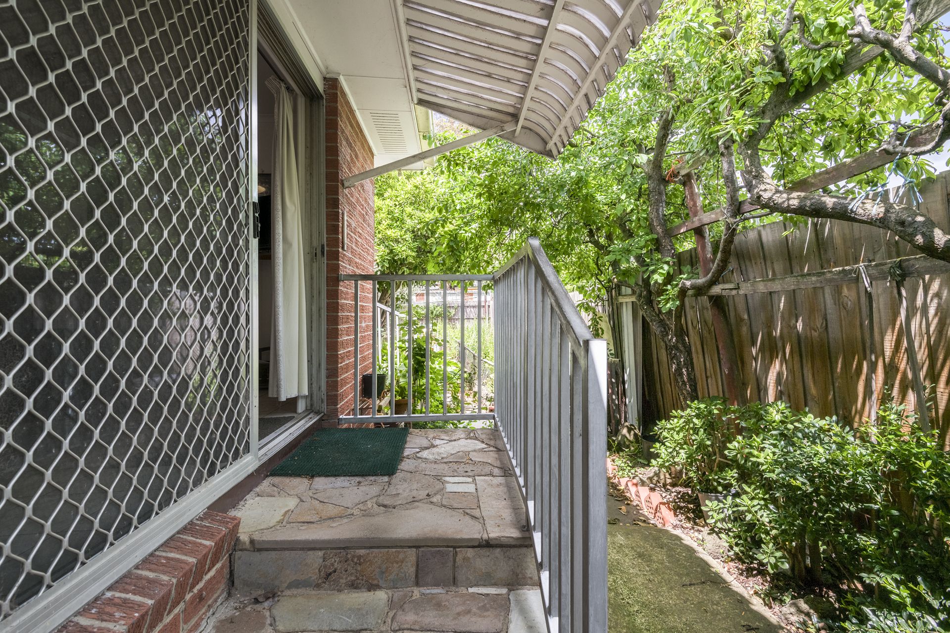 4 BEDROOM HOME
$520,000 - $570,000