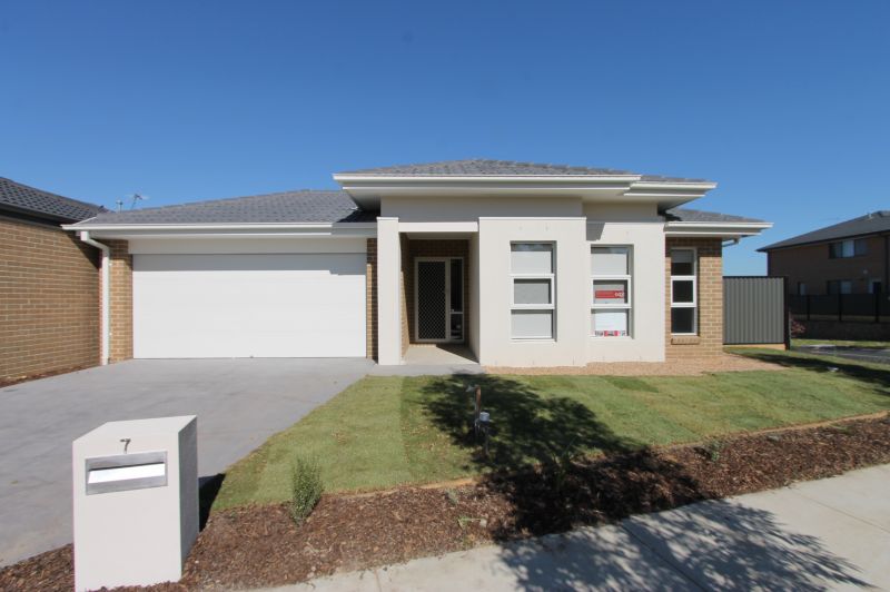 7 Meade Way, Mernda