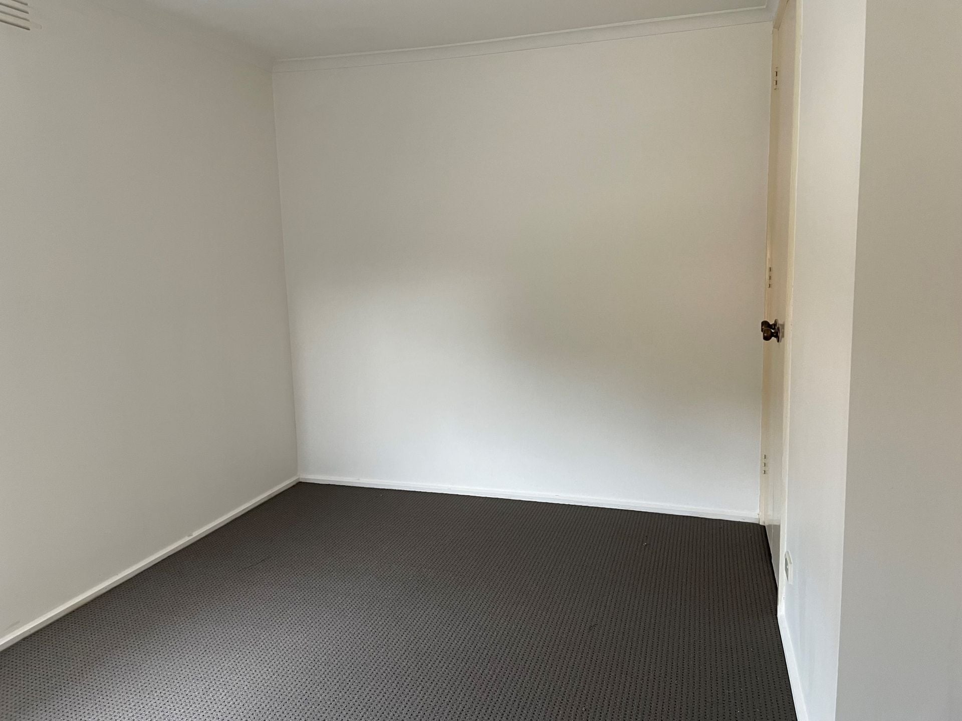 Spacious Two Bedroom Villa Unit in Great Location!