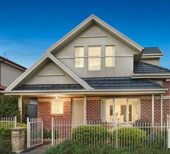 **10 or 11 month lease available only**