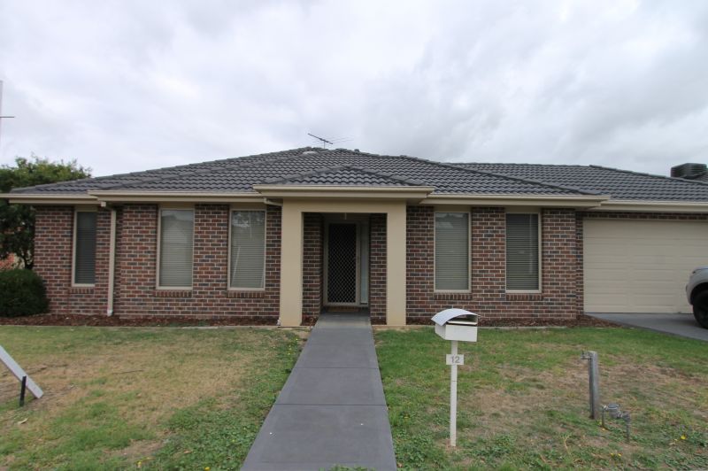 12 Bennett Street, South Morang
