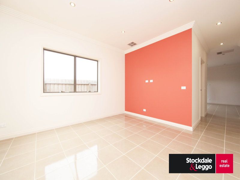 4 Quaterhorse Drive SOUTH MORANG, South Morang - Thumbnail 5