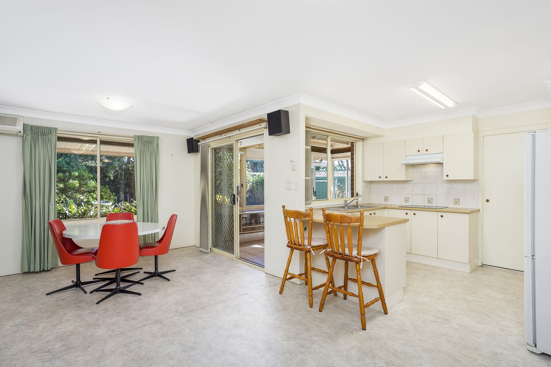 71A Yathong Road Caringbah NSW, Caringbah - Thumbnail 2