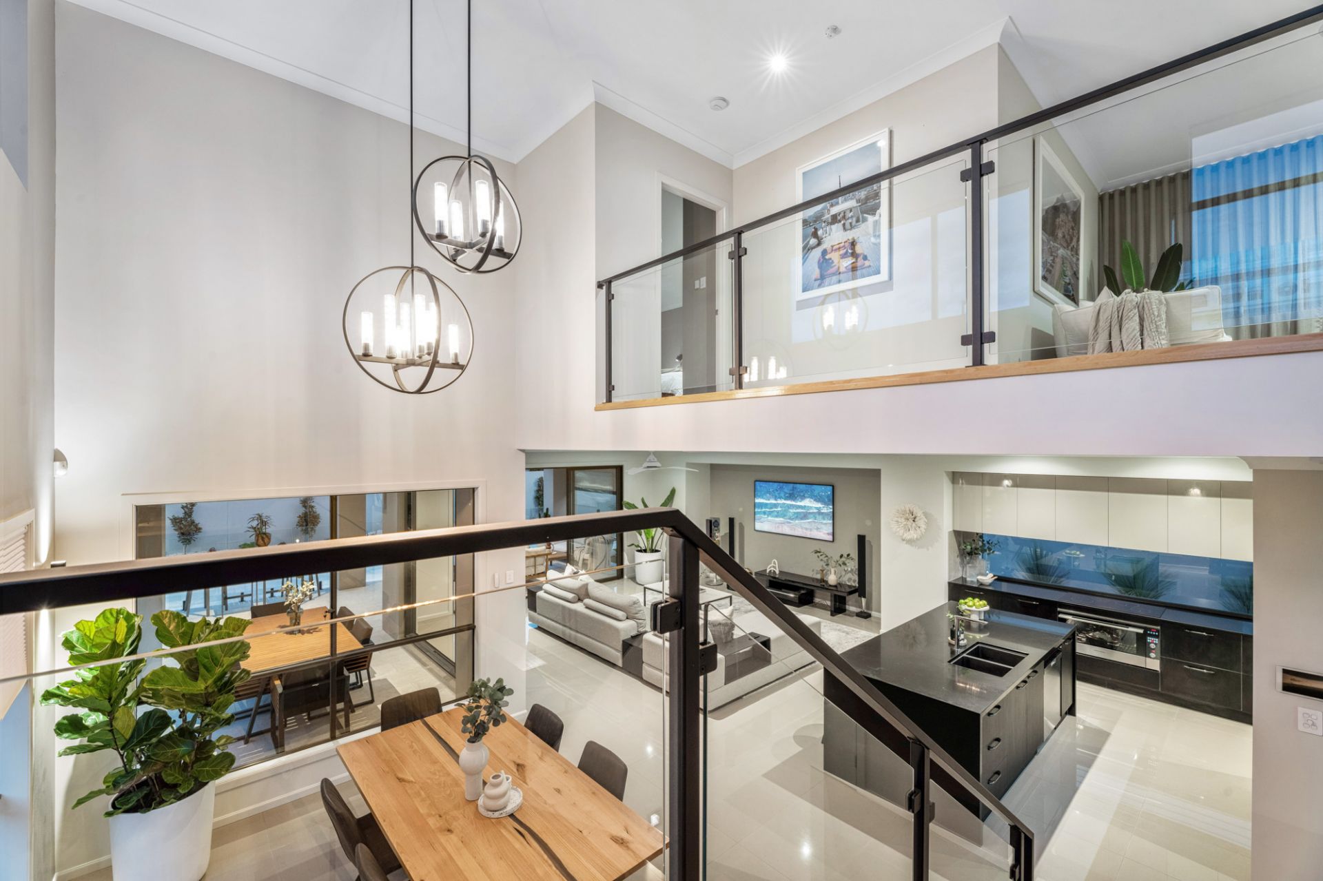 $ 2,775,000, Isle Of Capri - Thumbnail 2