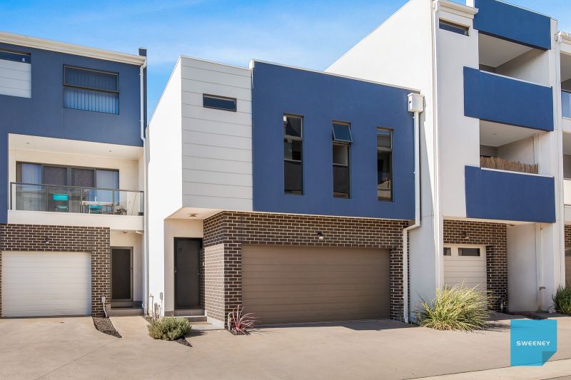 17/79-89 Lancefield Drive, Caroline Springs - Thumbnail 3