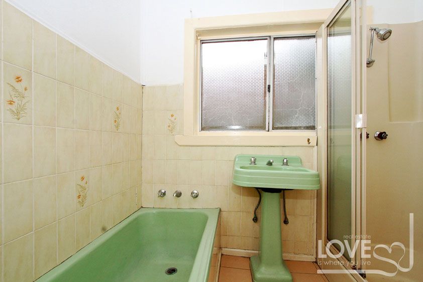 Charming Brunswick Family Home!