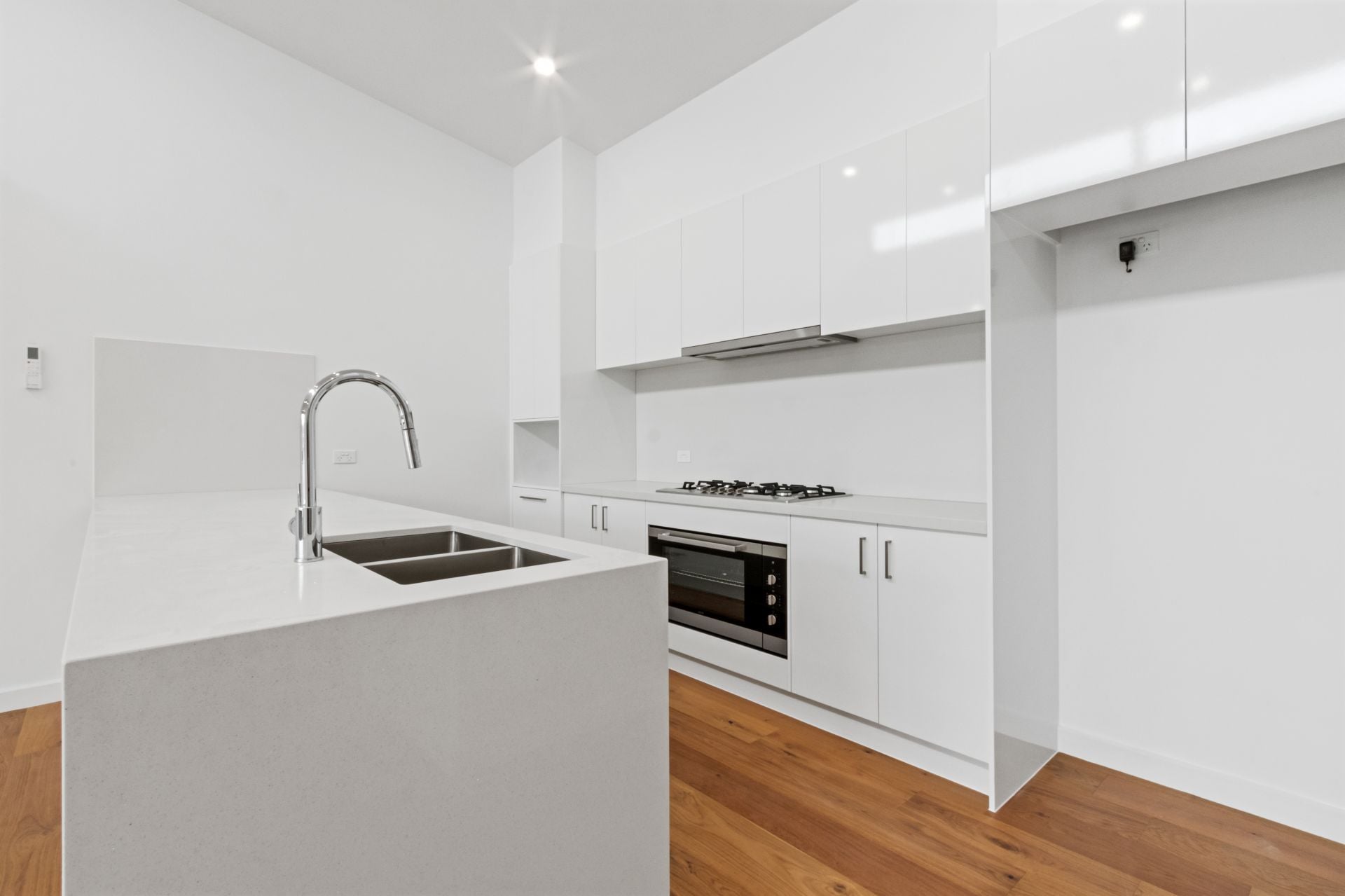 Brand new, luxury townhouse!