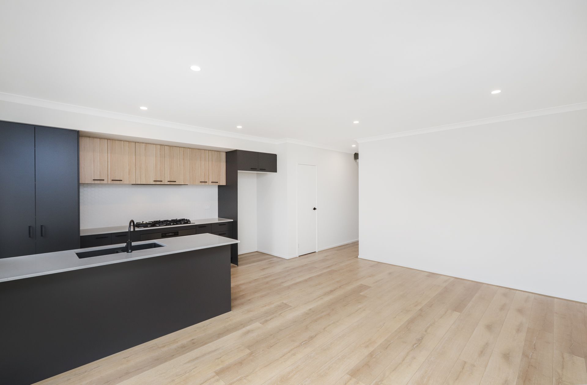 10 Longtown Road Thornhill Park VIC, Thornhill Park - Thumbnail 6