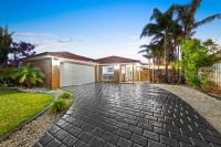 18 Godwin Crescent, Cranbourne North VIC