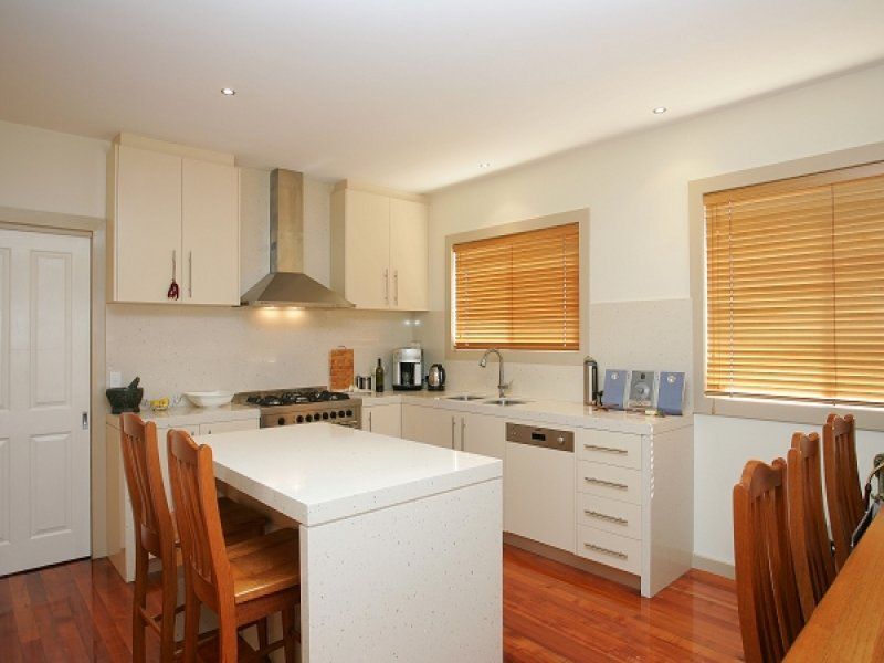 158 Civic Parade, Altona - Thumbnail 3