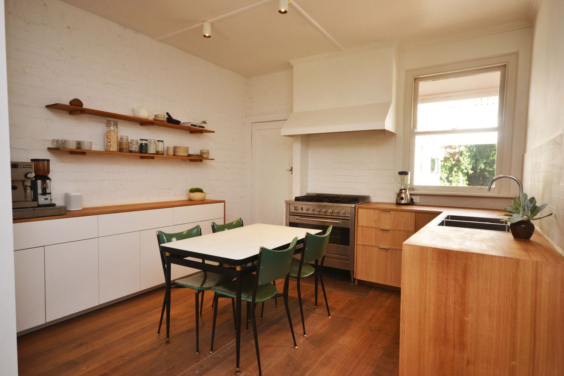 PEACEFUL RETREAT IN THE HEART OF PRESTON