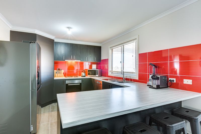 1 Darley Drive, Bacchus Marsh - Thumbnail 3