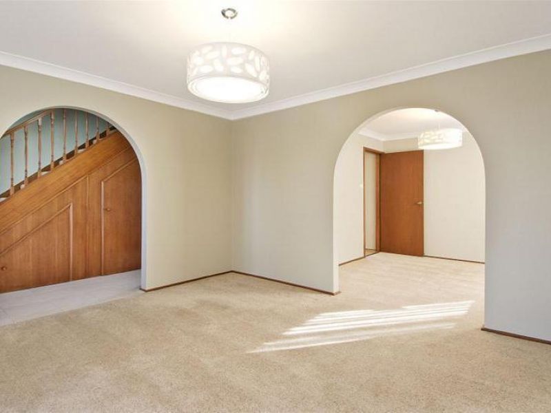 42 Battlement Crescent Castle Hill NSW, Castle Hill - Thumbnail 4