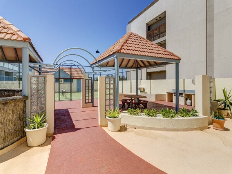 1/10 North Esplanade, Glenelg North Taplin Real Estate