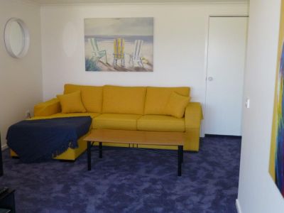 4BR HOME- BEAUTIFULLY RENOVATED