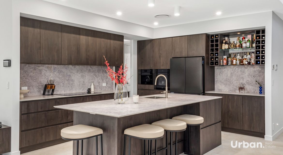 Colebee 1 Camira Place