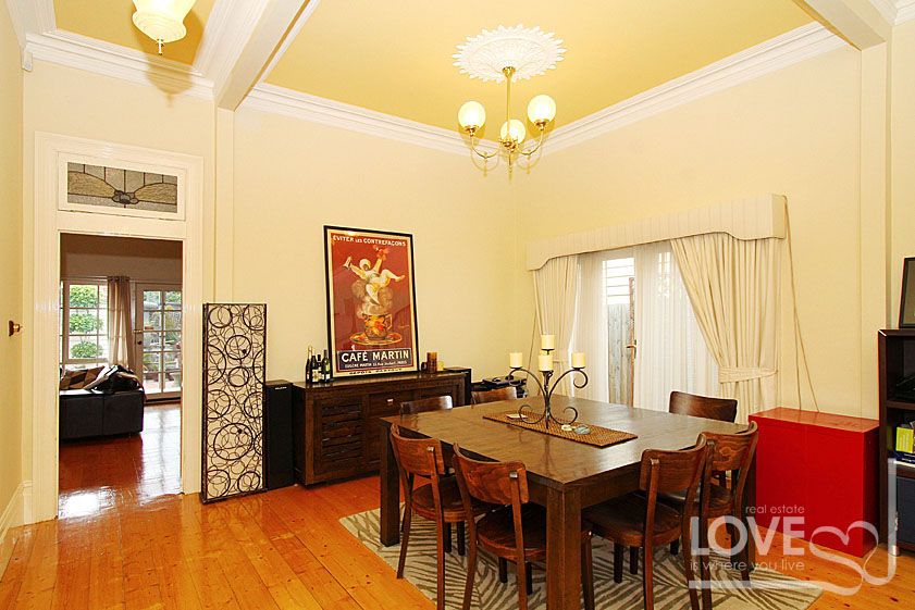 REFINED ELEGANCE AND SOPHISTICATION