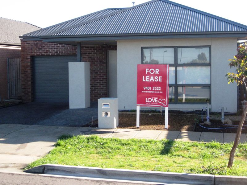 8 Sundial Parade, Epping