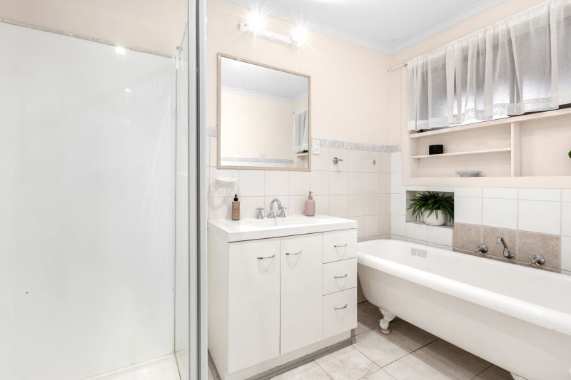 54 McDonalds Road, Epping