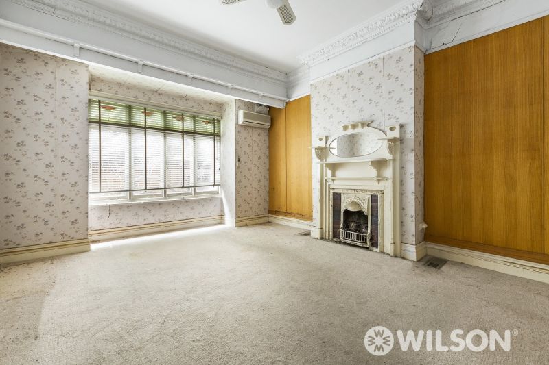 19 Carlisle Avenue, St Kilda East