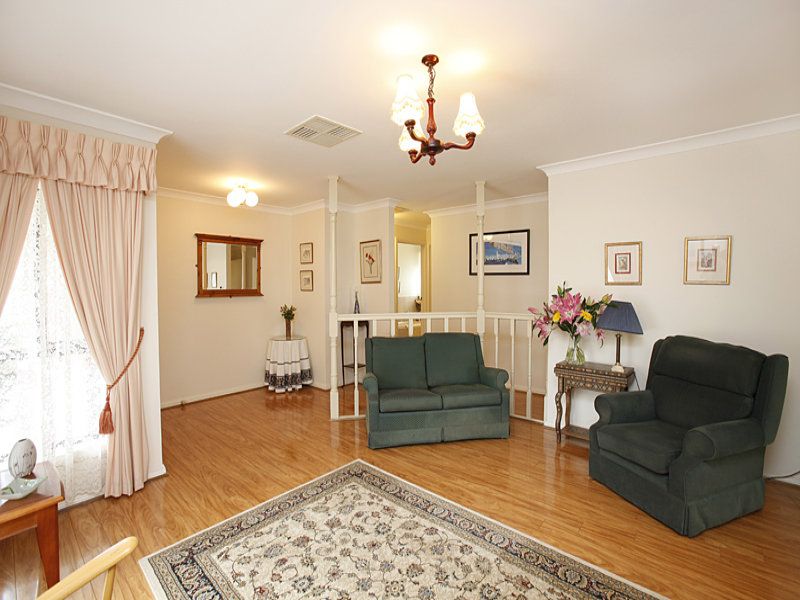 17 Thompson Court, Altona Meadows - Thumbnail 8