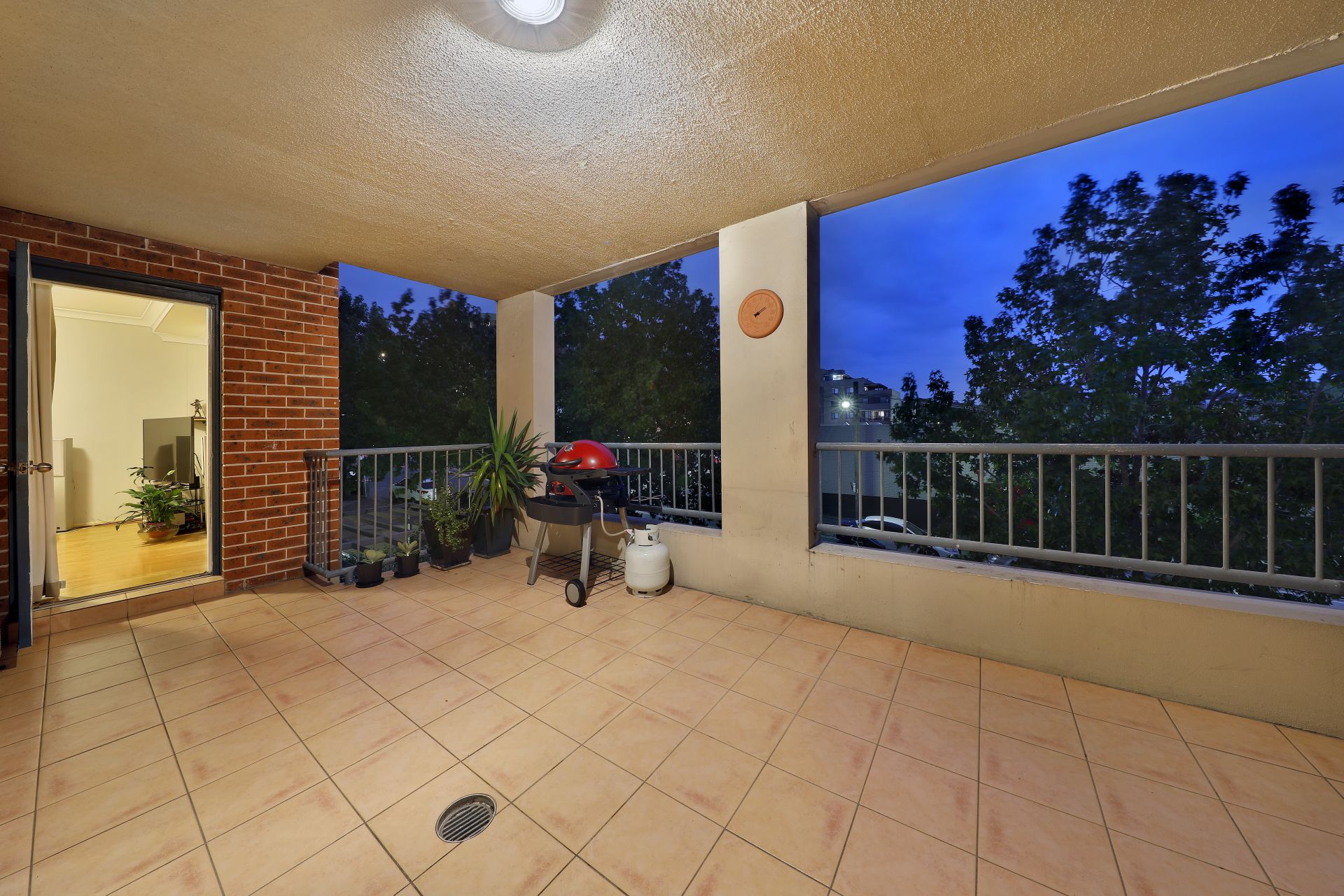33/2-4 Central Road, Miranda, Miranda - Thumbnail 2