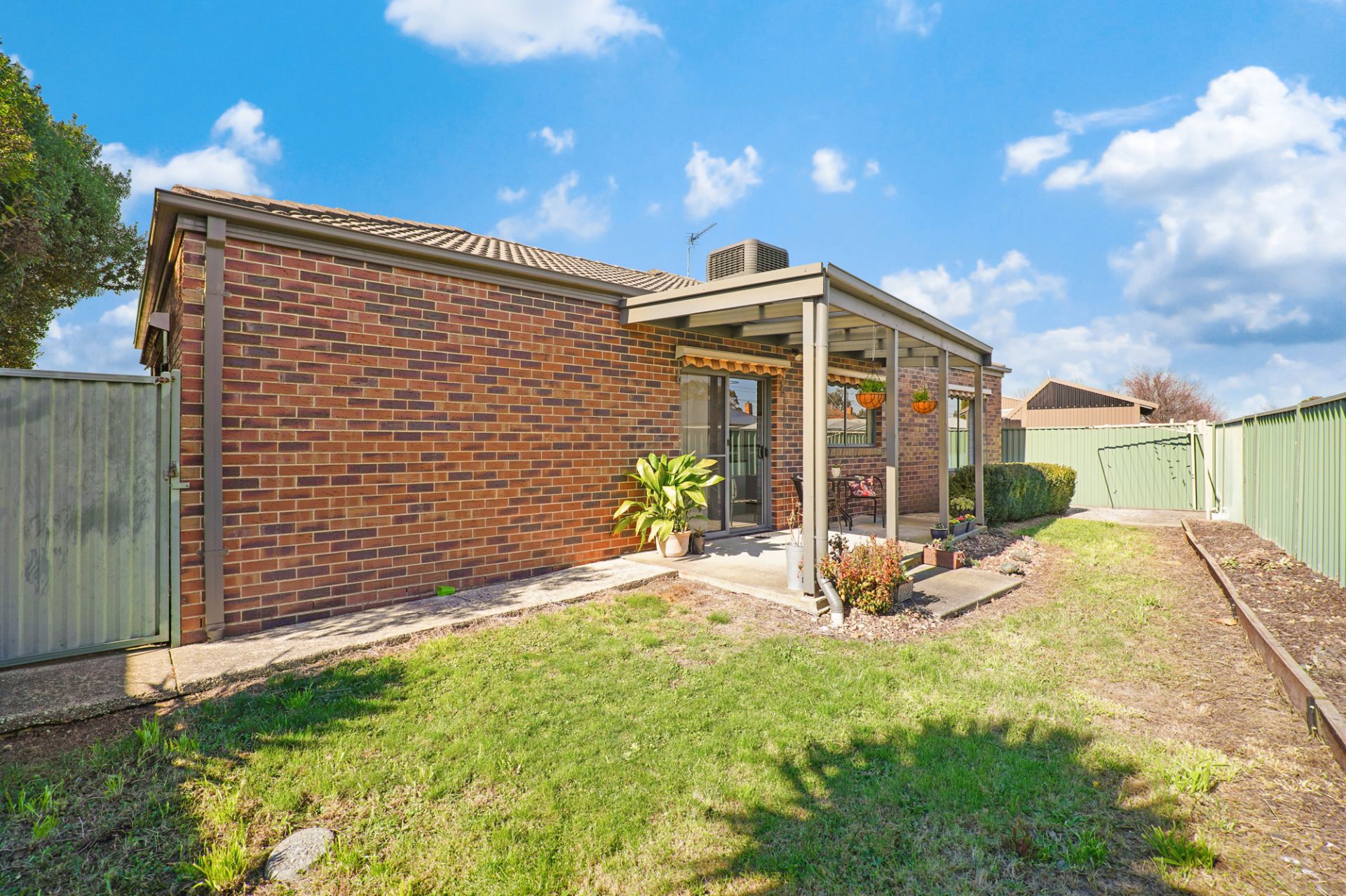 2/19 Westcliffe Crescent, Sebastopol, Sebastopol - Thumbnail 2